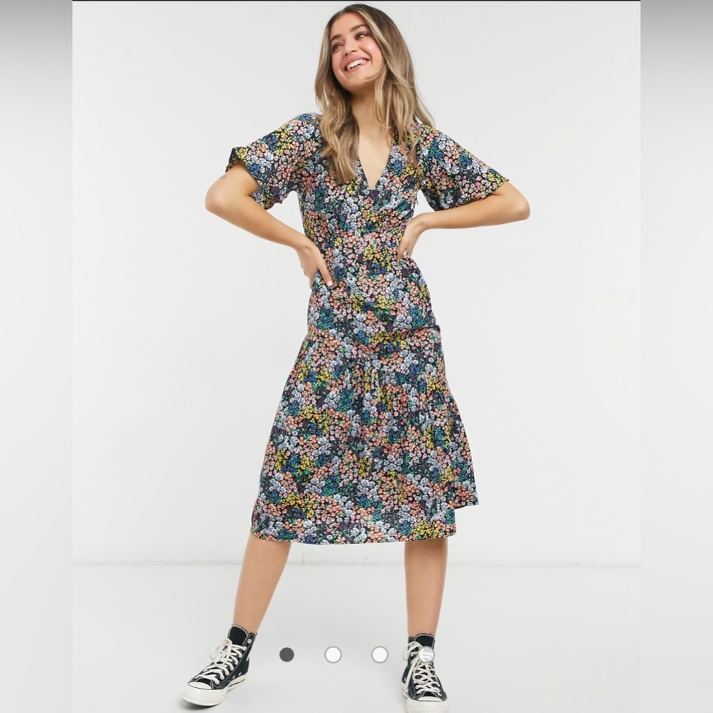 NWT New Look Tier Hem Midi Dress Mixed Ditsy Floral US 2